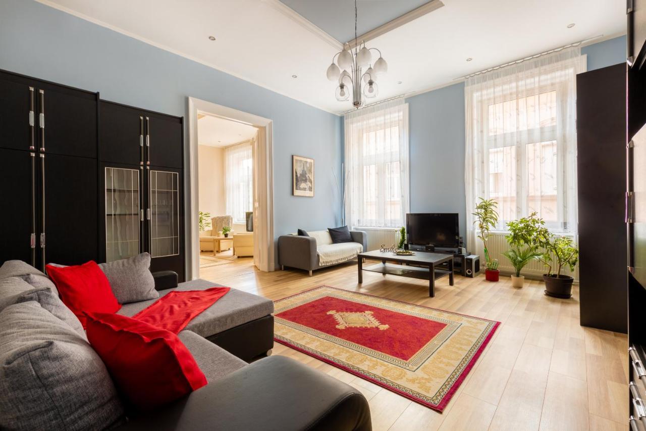 F24 Ferenc Apartment Budapest Eksteriør billede