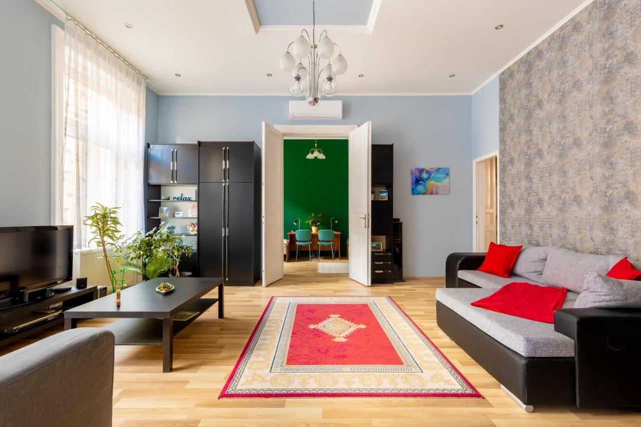 F24 Ferenc Apartment Budapest Eksteriør billede