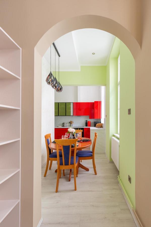 F24 Ferenc Apartment Budapest Eksteriør billede