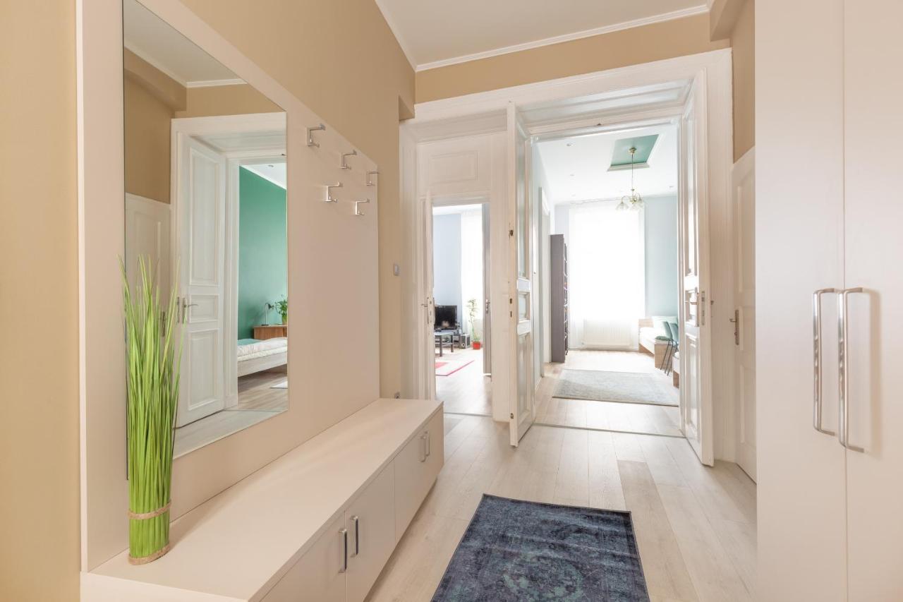 F24 Ferenc Apartment Budapest Eksteriør billede