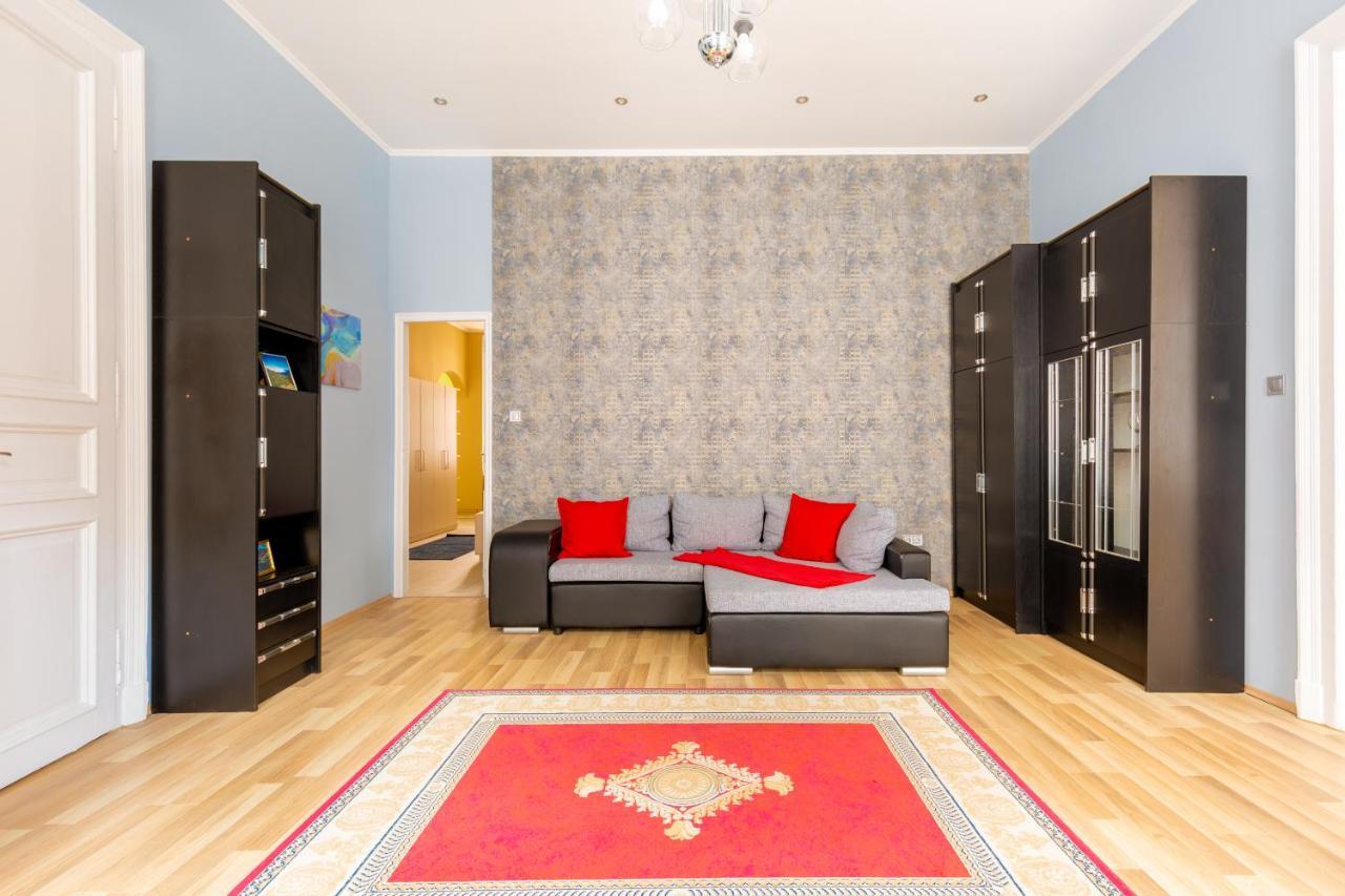 F24 Ferenc Apartment Budapest Eksteriør billede