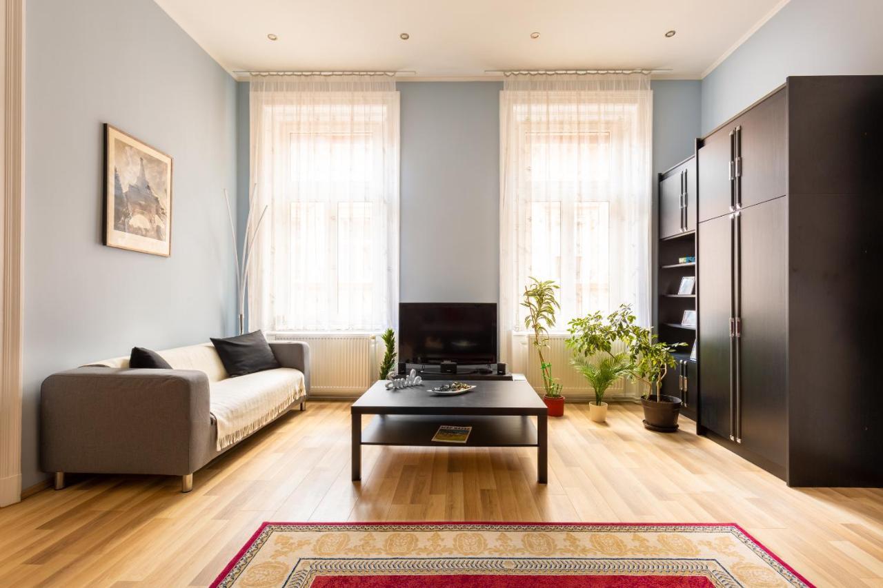 F24 Ferenc Apartment Budapest Eksteriør billede